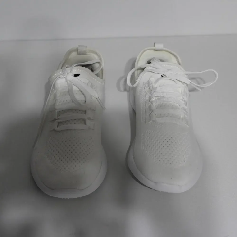 Fabletics The Everyday Sneaker White Sneaker Size 8.5